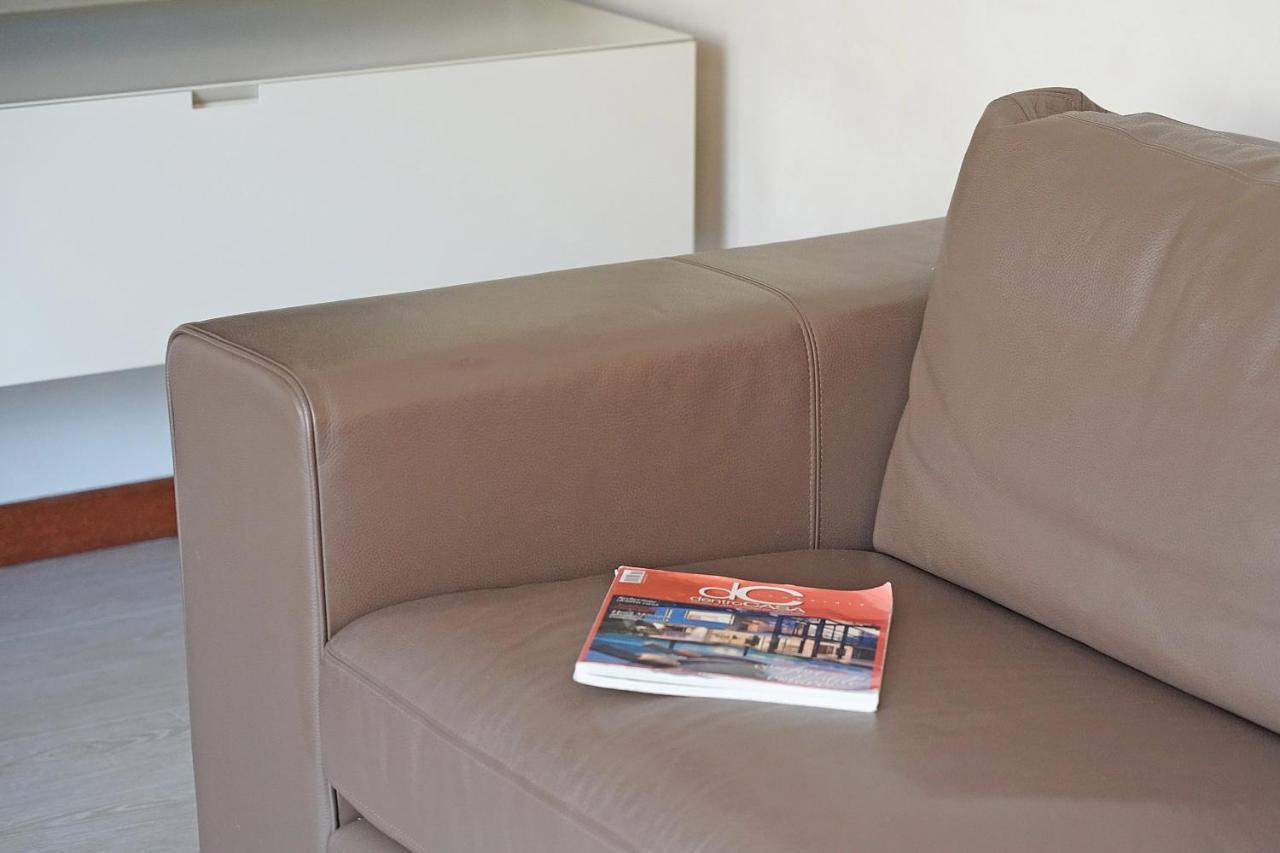 Giulia Luxury Apartment Сірміоне Екстер'єр фото